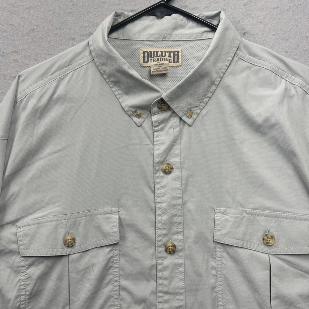 Duluth Trading Co Mens 2XL Button Up Shirt Grey Fishing Vented Back